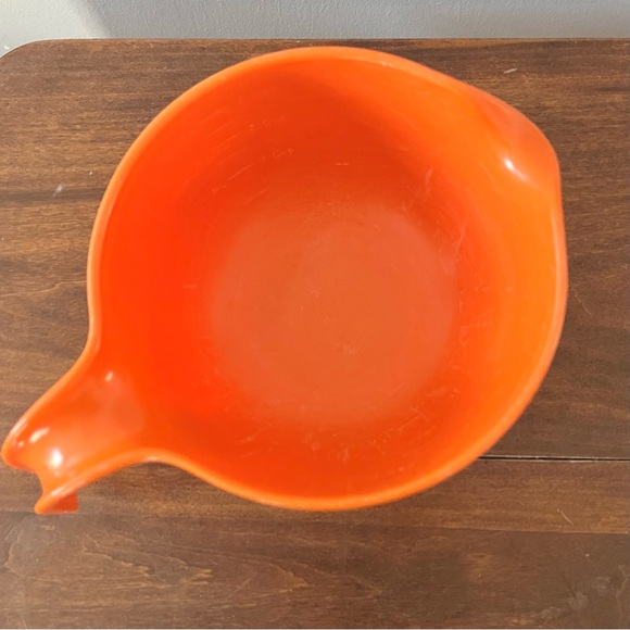 1970s Vintage Orange Rubbermaid 3 Cup Measuring Cup/Batter Bowl Mix N Grip USA - Picture 6 of 9